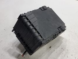 Audi A3 S3 8P Set scatola dei fusibili 01394932