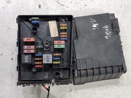 Volkswagen Golf VI Fuse box set 01718130