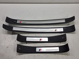 Audi A4 S4 B7 8E 8H Set di rifiniture davanzale (interno) 8E0853373A