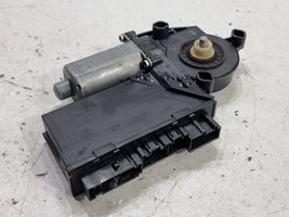 Volkswagen Touareg I Takaoven ikkunan nostomoottori 7L0959794