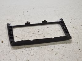 Volkswagen Polo V 6R Verkleidung Radio / Navigation 6R0858069