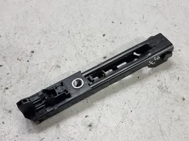 Volkswagen PASSAT B7 Rail de réglage hauteur de ceinture de sécurité 1T0857819B