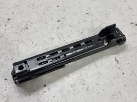 Volkswagen PASSAT B7 Rail de réglage hauteur de ceinture de sécurité 1T0857819B