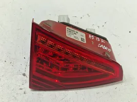 Audi A5 8T 8F Lampy tylnej klapy bagażnika 8T0945093C