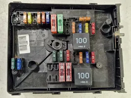 Volkswagen Golf VI Fuse box set 1K0937125C