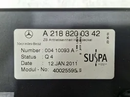 Mercedes-Benz CLS C218 X218 Притягиватель задней крышки A2188200342