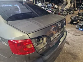 Volkswagen Jetta VI Galinis dangtis (bagažinės) LD7X