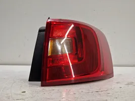 Volkswagen Jetta VI Rear/tail lights 