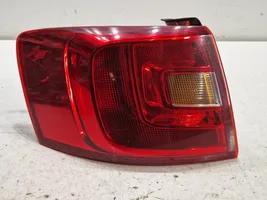 Volkswagen Jetta VI Lampa tylna 