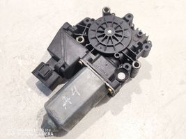 Audi A4 S4 B5 8D Moteur de lève-vitre de porte avant 0536001401