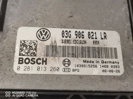 Volkswagen PASSAT B7 Calculateur moteur ECU 03G906021LR