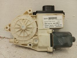 BMW X3 F25 Moteur de lève-vitre de porte avant 0130822223