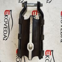 Volvo XC60 Supporto della scatola del cambio 31262935