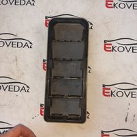 Volvo XC60 Quarter panel pressure vent 8623444