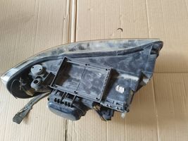 Audi A4 S4 B5 8D Lampa przednia 8D0941004AK