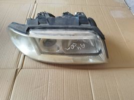 Audi A4 S4 B5 8D Lampa przednia 8D0941004AK