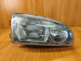 Mitsubishi Space Gear Lampa przednia 11087009