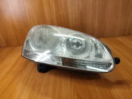 Volkswagen Golf V Lampa przednia 1K6941006P