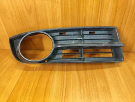 Volkswagen Touran I Front bumper lower grill 1T0853666