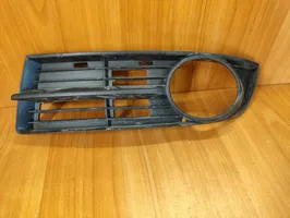 Volkswagen Touran I Front bumper lower grill 1T0853665A