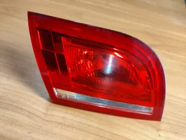 Audi A3 S3 8P Lampy tylnej klapy bagażnika 8P4945093D