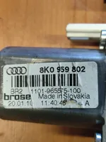 Audi A4 S4 B8 8K Priekšpusē loga pacēlāja motoriņš 8K0959802