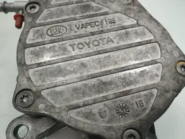 Toyota Avensis T250 Vacuum pump 06100584