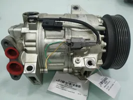 Renault Laguna III Kompresor / Sprężarka klimatyzacji A/C 7711497037