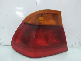 BMW 3 E46 Luci posteriori 8364921