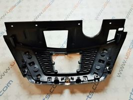 Nissan X-Trail T32 Grille calandre supérieure de pare-chocs avant 623106FL0C