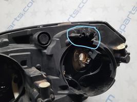 Mercedes-Benz GLK (X204) Lampa przednia A2048201439