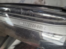 Mercedes-Benz GLK (X204) Lampa przednia A2048201339