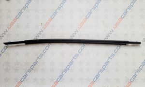 Mazda CX-5 Moulures des vitres de la porte avant KD5350640D