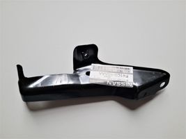 Nissan X-Trail T32 Fender mounting bracket F41C04CLAA