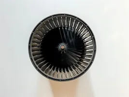 Nissan Juke I F15 Pečiuko ventiliatorius/ putikas 272261FC0B