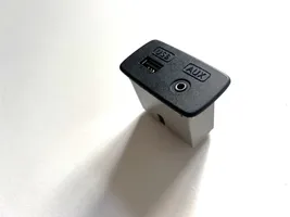 Subaru Forester SJ Connecteur/prise USB 