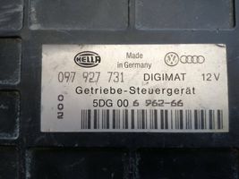 Audi 100 S4 C4 Centralina/modulo scatola del cambio 097927731