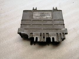 Volkswagen PASSAT B4 Calculateur moteur ECU 3A0907311A