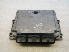 Peugeot 607 Calculateur moteur ECU 9639863180