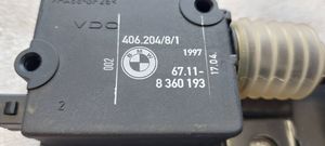 BMW 5 E39 Takaikkunan lukituksen vastakappale 8120419