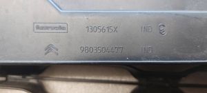 Citroen C3 Etupuskurin alempi jäähdytinsäleikkö 9803502677