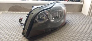 Volvo XC90 Lampa przednia 30784151