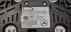 Mercedes-Benz CLS C219 Takaistuimen valo A2198201401