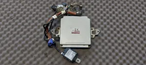 Subaru Forester SG Kit centralina motore ECU e serratura 22611AG600