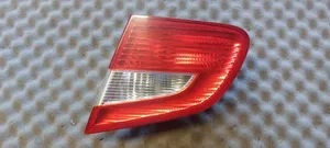 Skoda Superb B6 (3T) Lampy tylnej klapy bagażnika 3T5945094