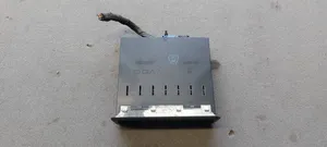 Opel Kadett E Monitori/näyttö/pieni näyttö 90240511