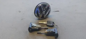 Volkswagen Bora Takaluukun ulkopuolinen lukko 1J5827469J