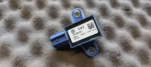 Volkswagen Scirocco Czujnik uderzenia Airbag 1K8955557