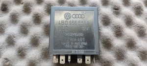 Volkswagen Golf IV Lasinpyyhkimen rele 4B0955531A