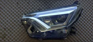 Toyota RAV 4 (XA40) Lampa przednia W3049